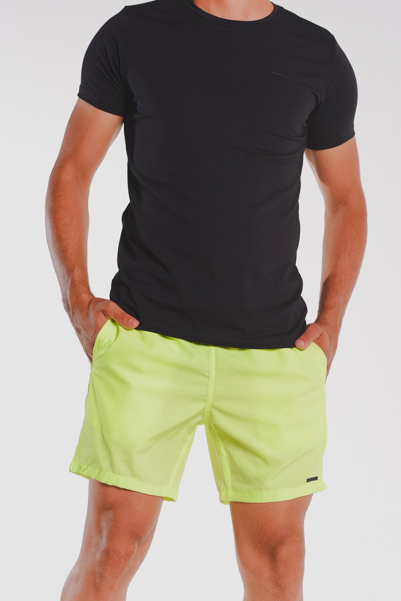 SHORT PRAIA MANDARIM VERDE NEON